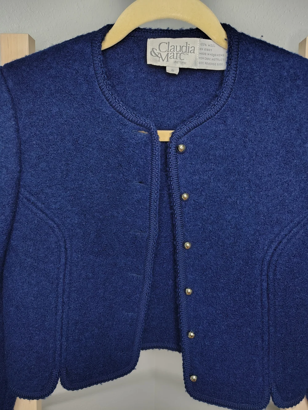 VTG Navy Women's 100% Wool Cropped Jacket - Classic Silver Button Front, Size 6
